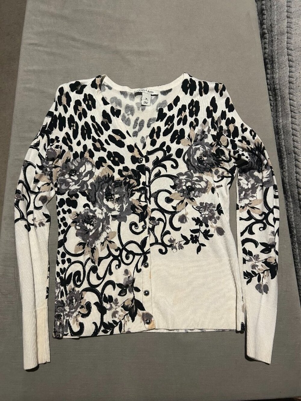WHITE HOUSE BLACK MARKET Floral Leopard Cardigan Sweater Size Medium